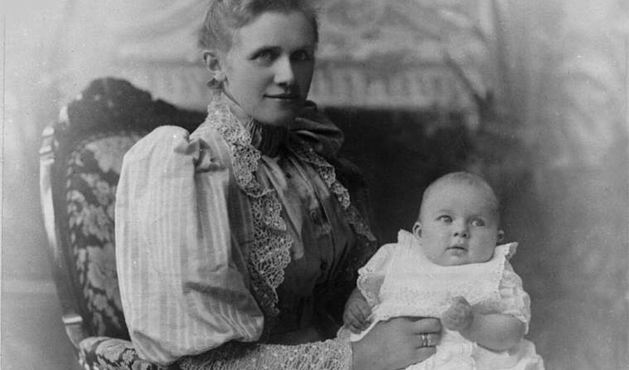 Mother-and-Child-900x529 Baptism